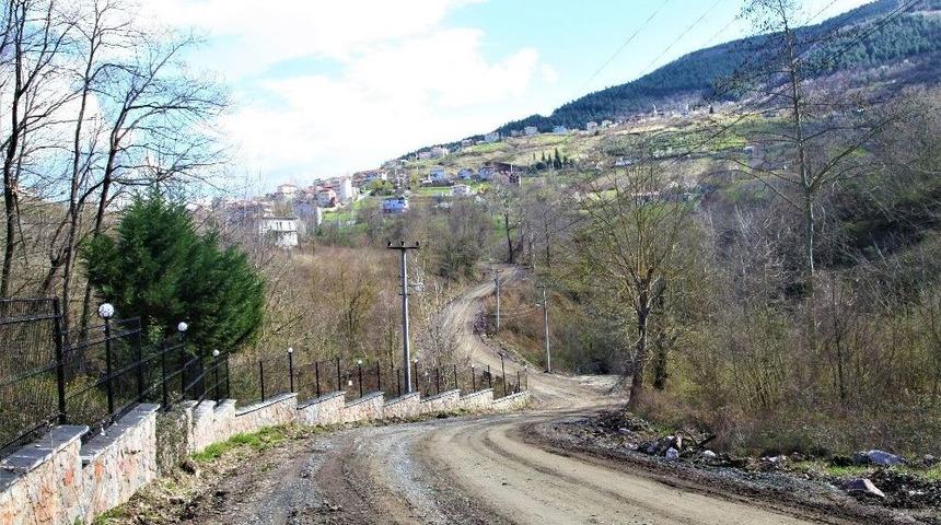 D&uuml;zl&uuml;k Caddesi 15 Metre Daha Genişliyor