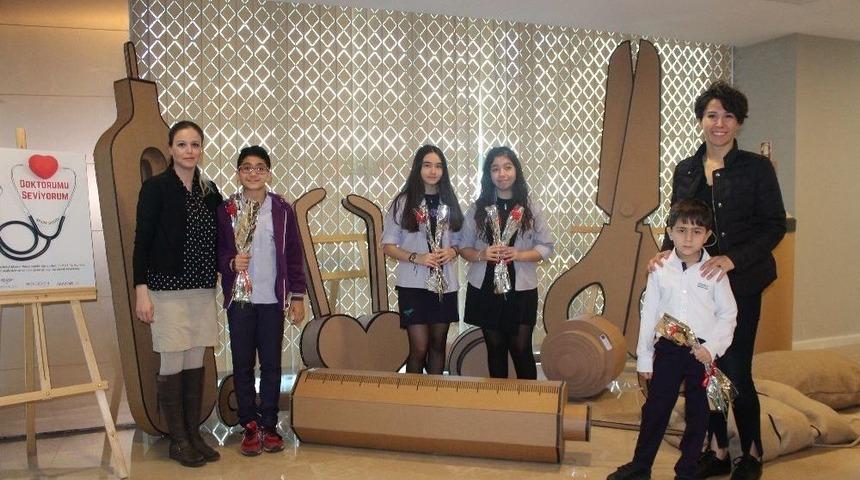 Tıp Bayramı&rsquo;nda Doktorlara İla&ccedil; Gibi Sergi