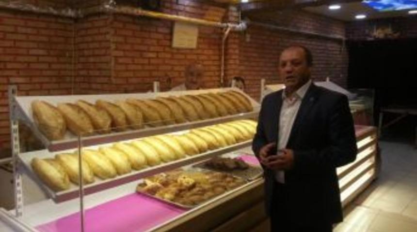 Karataş&rsquo;tan "askıda Ekmek" Kampanyasına Destek