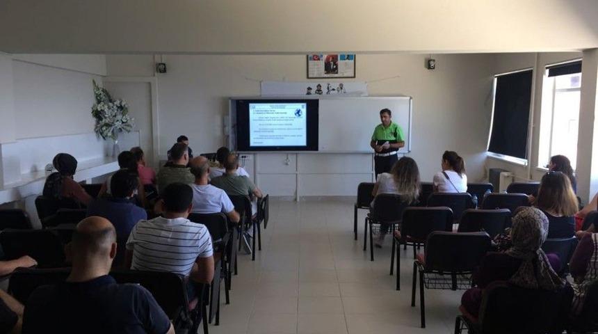 &Ouml;ğretmenlere Trafik Eğitimi Verildi