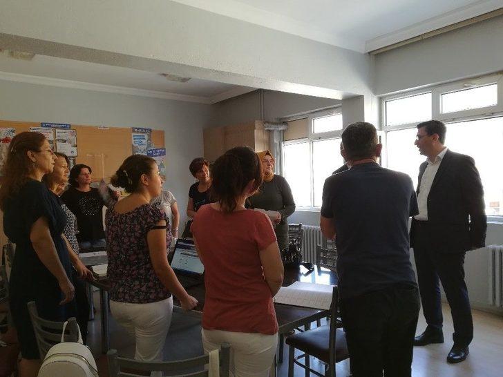 İlkokul 1.sınıf Öğrencilerinin Şubeleri Kura İle Belirlendi G2