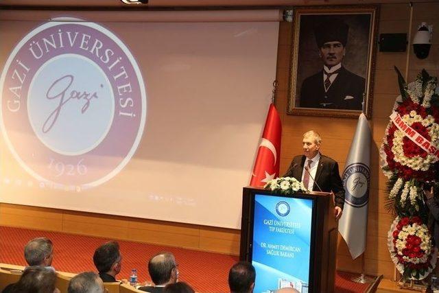 Sağlık Bakanı Dr. Ahmet Demircan, Gazi Tıp’ta Biniş Giyme Törenine Katıldı