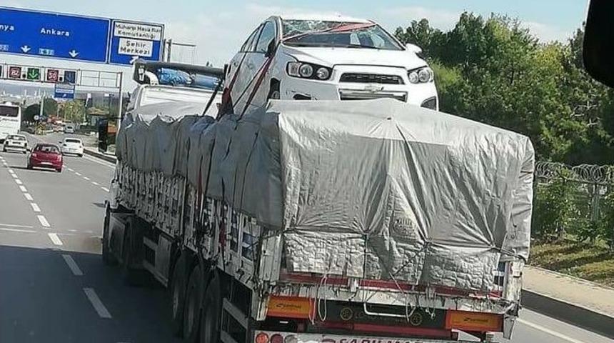 Eskişehir Trafiğinde İlgin&ccedil; G&ouml;r&uuml;nt&uuml;