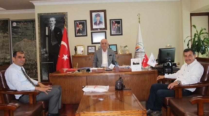 T&uuml;rkiye Gazetesinden Başkan Seyfi Dingil&rsquo;e Ziyaret