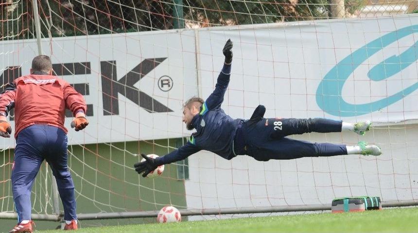 Devrim:"oyuncularımızı Motive Etmek Kolay Değil"