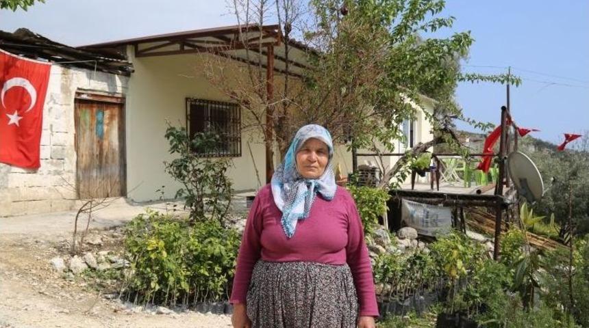 Mersin&rsquo;de Şehit Ailesinin Evi Yenilendi