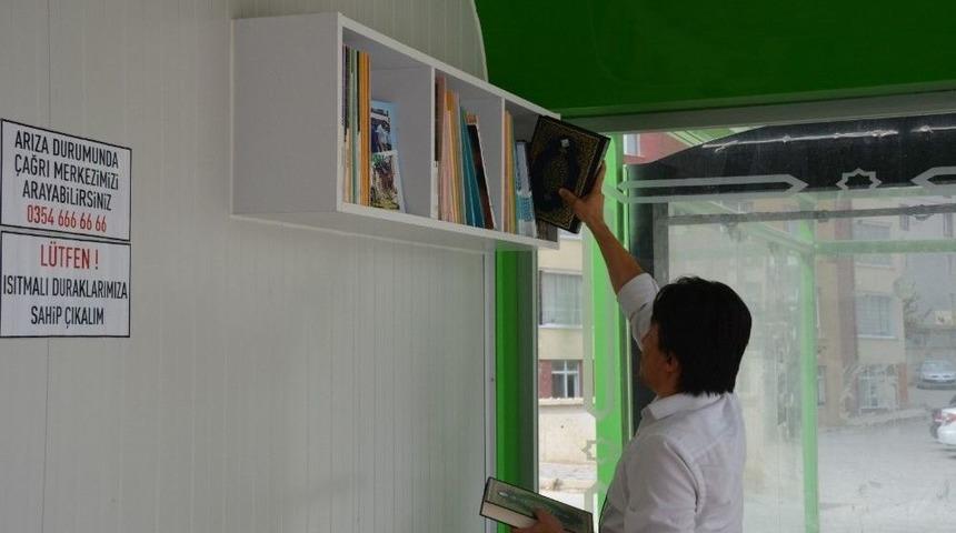 Yozgat&rsquo;ta Klimalı Duraklara "kur&rsquo;an-ı Kerim" Yerleştirildi