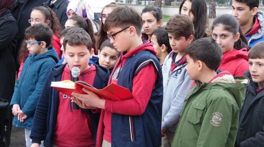 K&uuml;&ccedil;&uuml;k Ellerden B&uuml;y&uuml;k Dualar