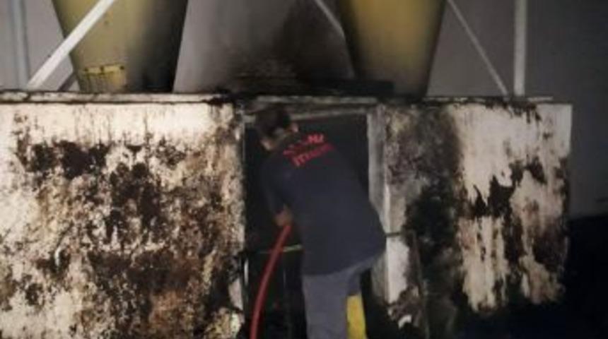 Yağ Fabrikasında &Ccedil;ıkan Yangın Korkuttu