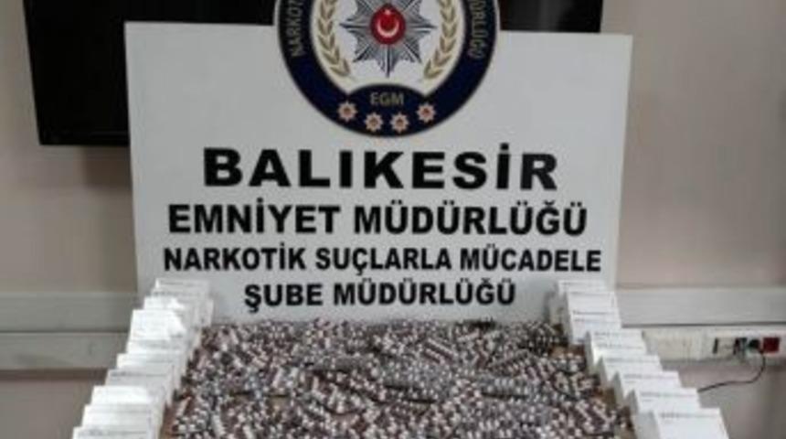 Kargo İle Gelen Uyuşturucu Haplar Yakalandı