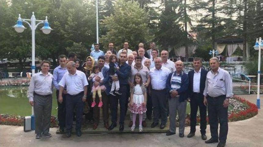 Emet Kaymakamlığı Tayini &Ccedil;ıkan Daire Amirlerine Veda Yemeği Verdi