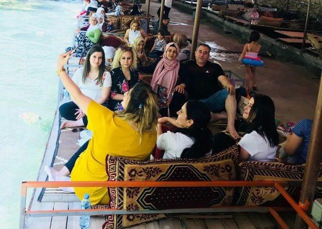 Mardin’de Doktordan Hastalarına Piknik