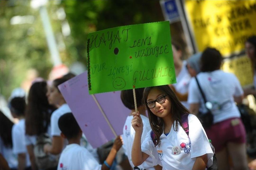 &ldquo;arkadaşım Diyabet Kampı&rdquo; Renkli G&ouml;r&uuml;nt&uuml;lere Sahne Oldu