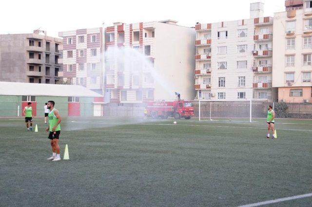 Cizrespor’da Tazyikli Su Altında Futbol Antrenmanı