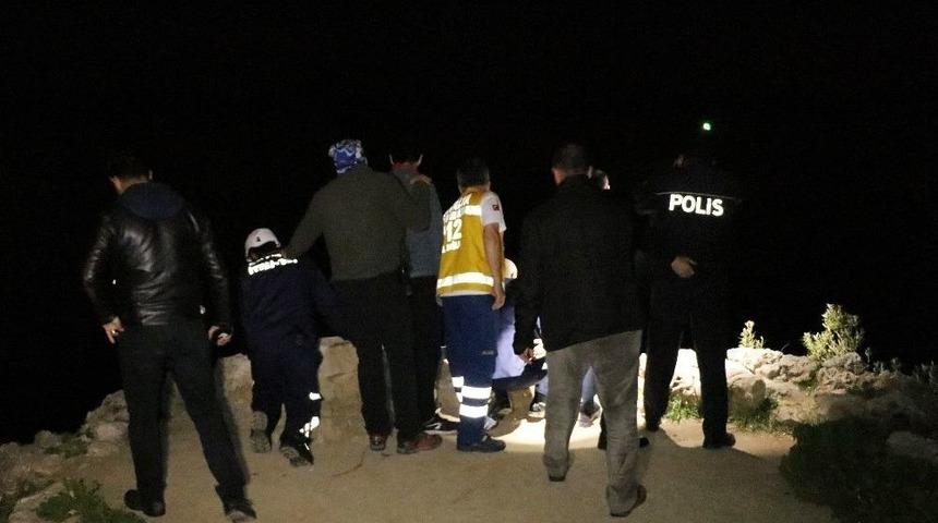 30 Metrelik Falezlerden D&uuml;şt&uuml;