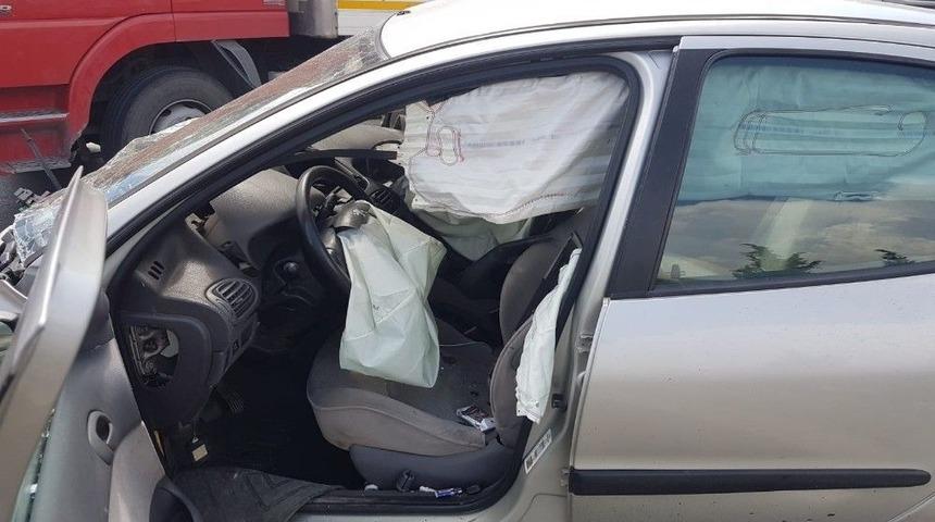 Tuzla’da Feci Kaza: 1 Ölü, 1 Yaralı