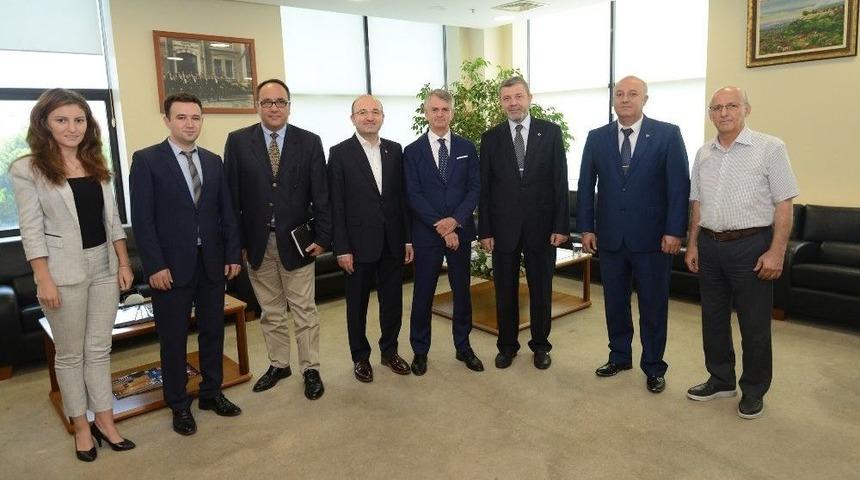 Kanada Büyükelçisi Bursa Sanayiine Hayran Kaldı