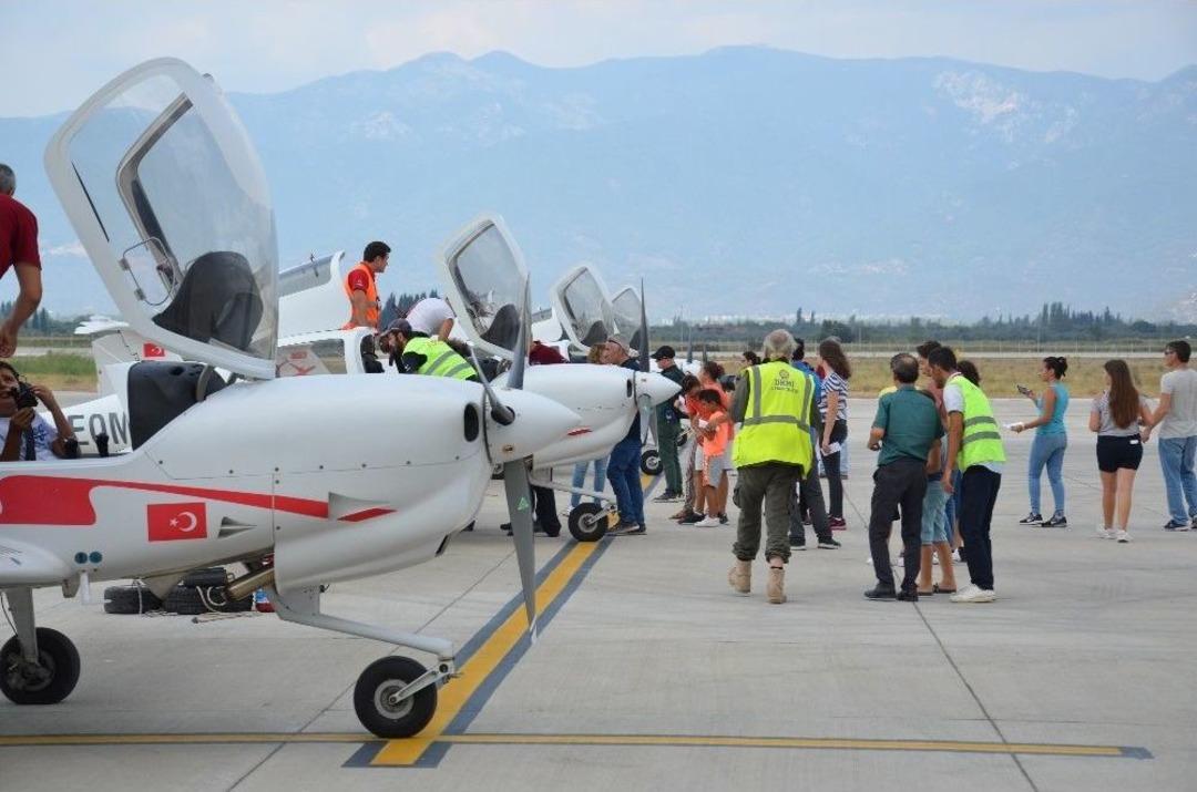 &Ccedil;ocuklar G&ouml;ky&uuml;z&uuml; İle Tanıştı