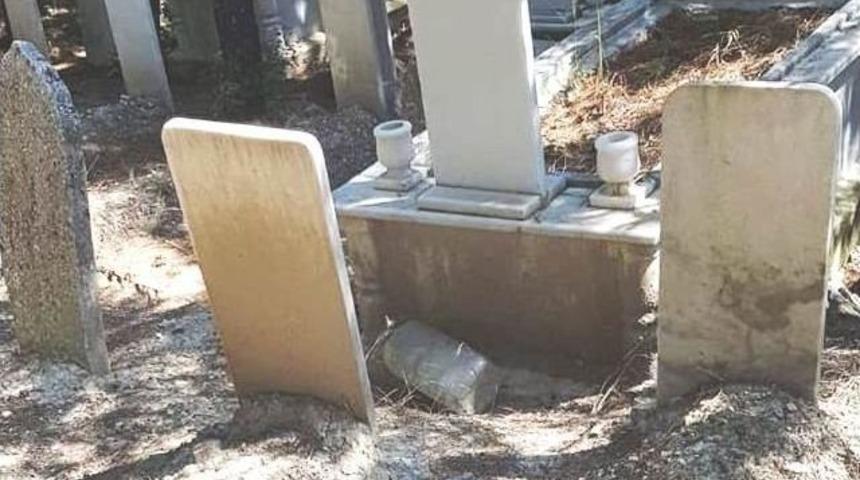 Gurbet&ccedil;i Vatandaşın Mezarlık Tepkisi