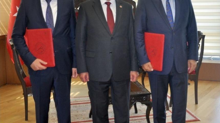 Siyaset&ccedil;iler, Y&uuml;ksek Lisans Diplomalarını Aldılar