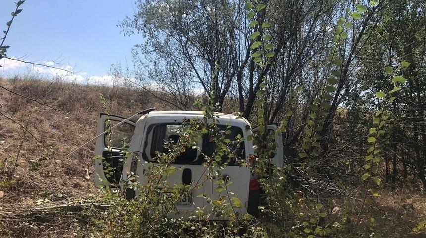 Sungurlu&rsquo;da Trafik Kazası: 3 Yaralı