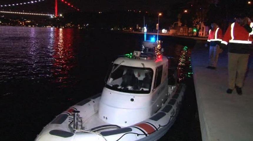 Sarıyer&rsquo;de Denize Atlayan Kadın Son Anda Kurtarıldı