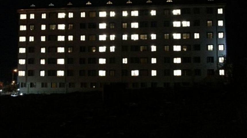 Kyk Yurtlarından Mehmet&ccedil;iğe Işıklı Destek