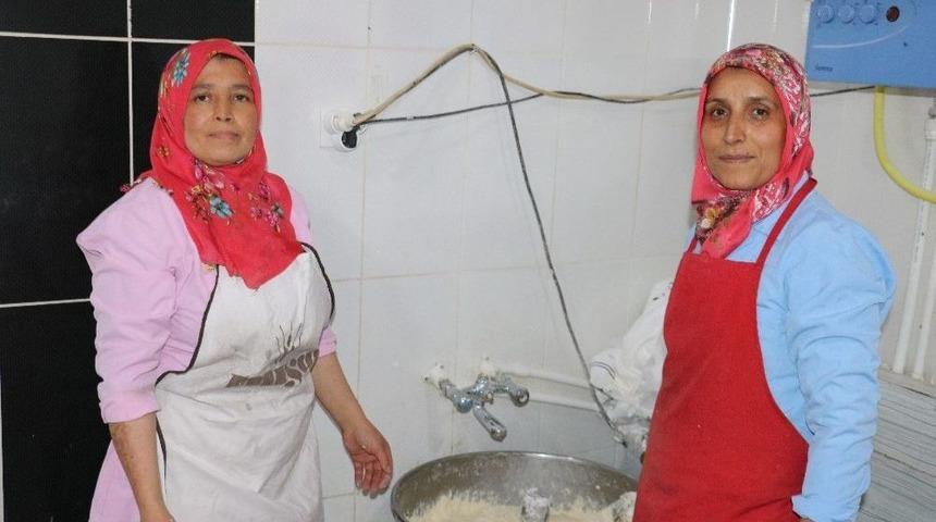 Eltiler Bu Fırını Birlikte İşletiyor