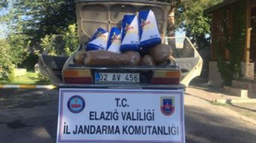 Elazığ&rsquo;da 95 Kilo Ka&ccedil;ak T&uuml;t&uuml;n Ele Ge&ccedil;irildi
