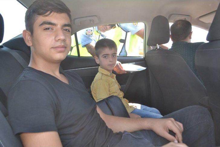 Sürücülere Çikolata Çocuklara Hediye G1