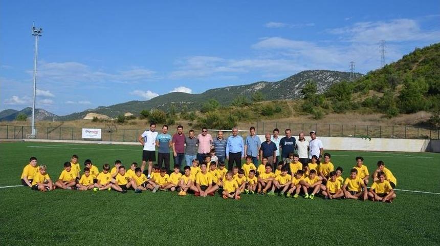 Başkan Yaman&rsquo;dan Futbolculara Destek