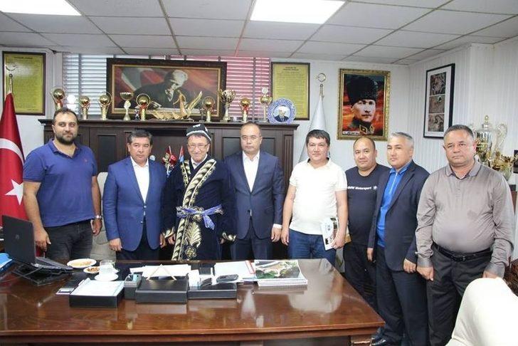 Saka, Özbek Misafirlerini Ağırladı G2