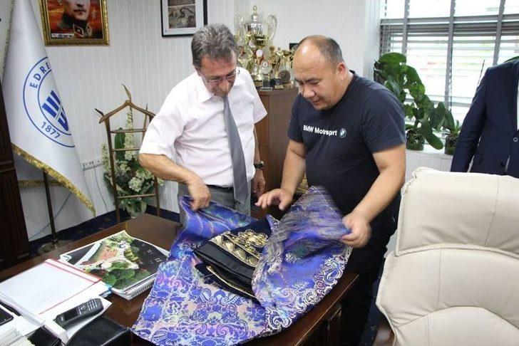 Saka, Özbek Misafirlerini Ağırladı G4