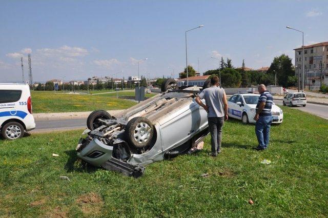 Hurdaya Dönen Otomobilden Sağ Çıktı