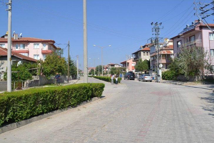 Şuhut’ta Çevre Temizliği Çalışmaları Devam Ediyor G2