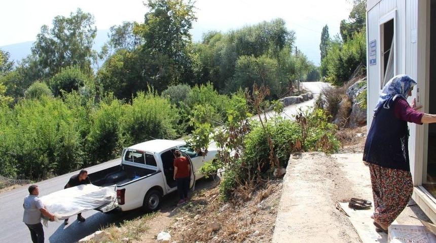 B&uuml;y&uuml;kşehir&rsquo;den Konteyner Ev Ve Eşya Yardımı