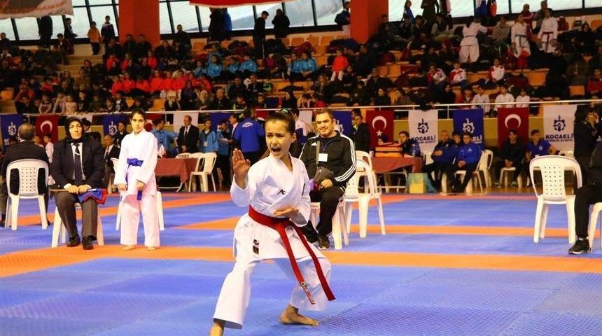 Karate Ligi&rsquo;nin İkinci Etabı Cumartesi G&uuml;n&uuml; Yapılacak