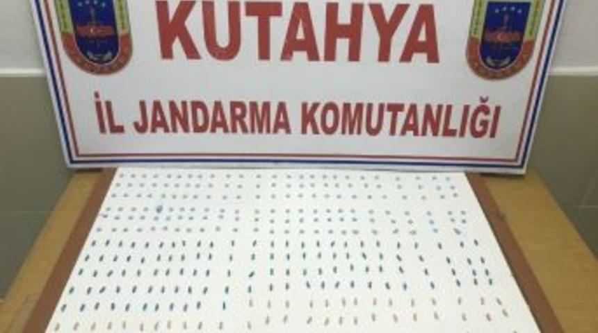 Altıntaş&rsquo;ta Uyuşturucu Operasyonu