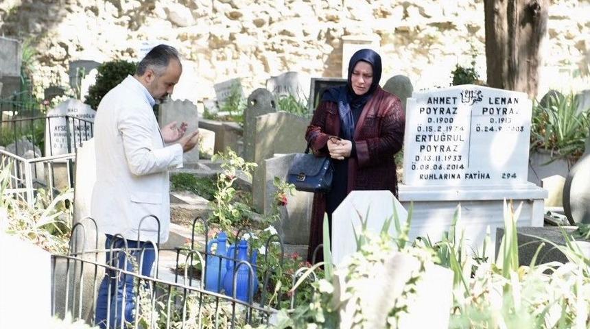 Başkan Aktaş, Pınarbaşı Mezarlığı’nı Ziyaret Etti