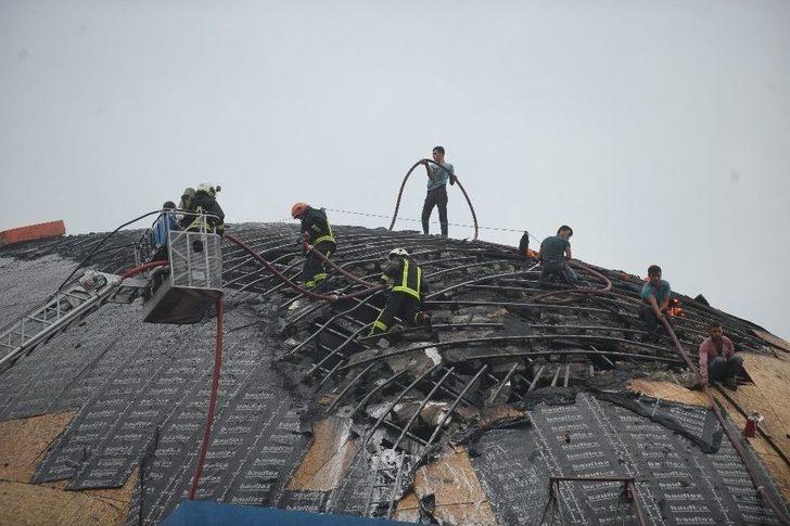 Avrupa’nın En İyisi Uzay Temalı Merkezinde Korkutan Yangın G2
