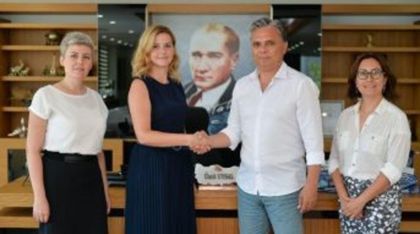 &Ccedil;alışan Annelerden Konsere Davet