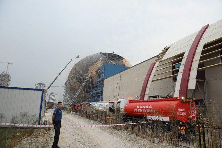 Avrupa’nın En İyisi Uzay Temalı Merkezinde Korkutan Yangın G5