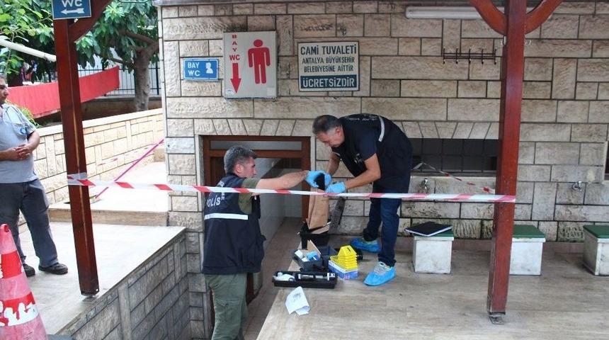 Antalya’da Cami Tuvaletinde Şüpheli Ölüm