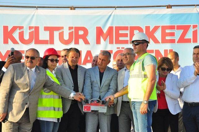 Cem Kültür Merkezi’nde Sona Yaklaşılıyor