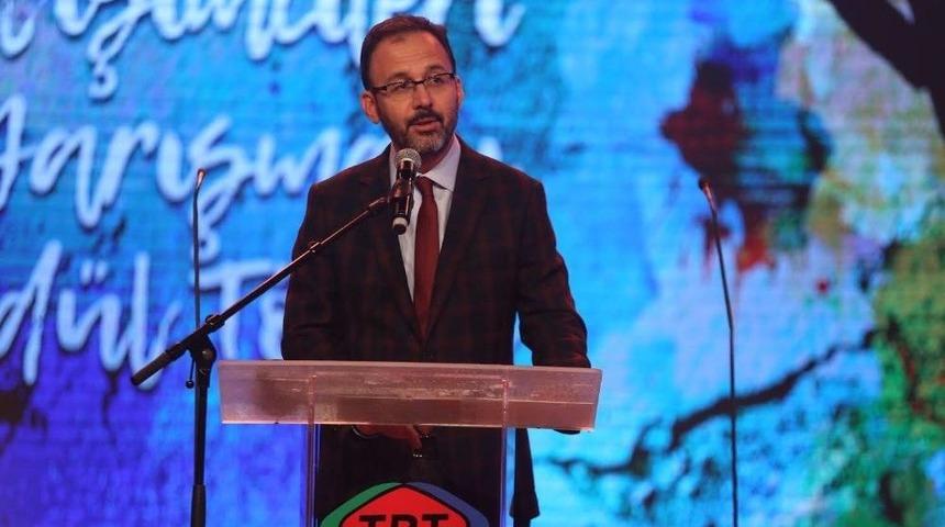 Gen&ccedil;lik Ve Spor Bakanı Kasapoğlu&rsquo;ndan Gen&ccedil;lere M&uuml;jde