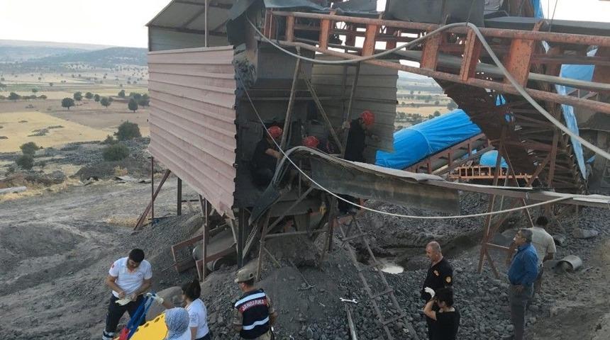 Taş Kırma Makinesine Sıkışan Kaynak Ustası Hayatını Kaybetti