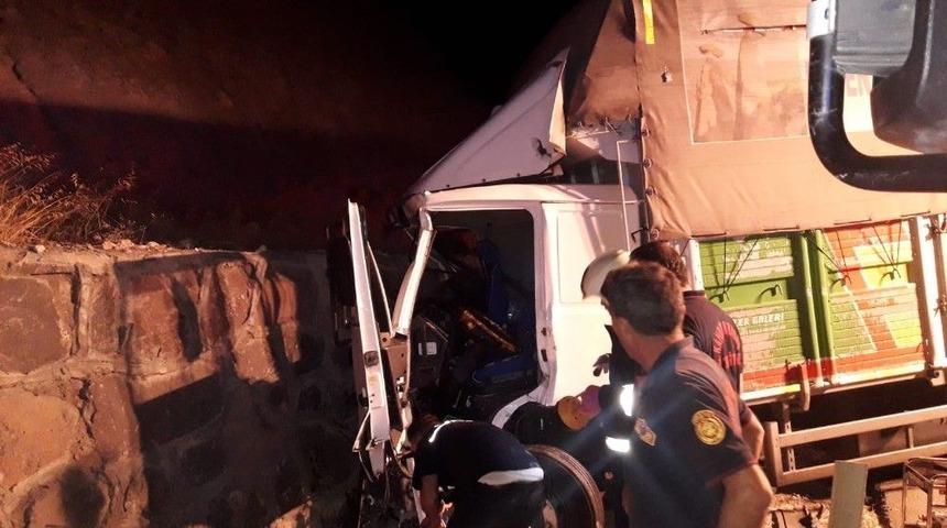 Kahramanmaraş&rsquo;ta Trafik Kazası: 4 Yaralı