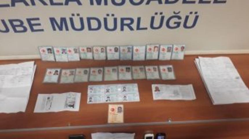 Ehliyet Sınavına Başkasının Yerine Giren 2 Kişi Yakalandı