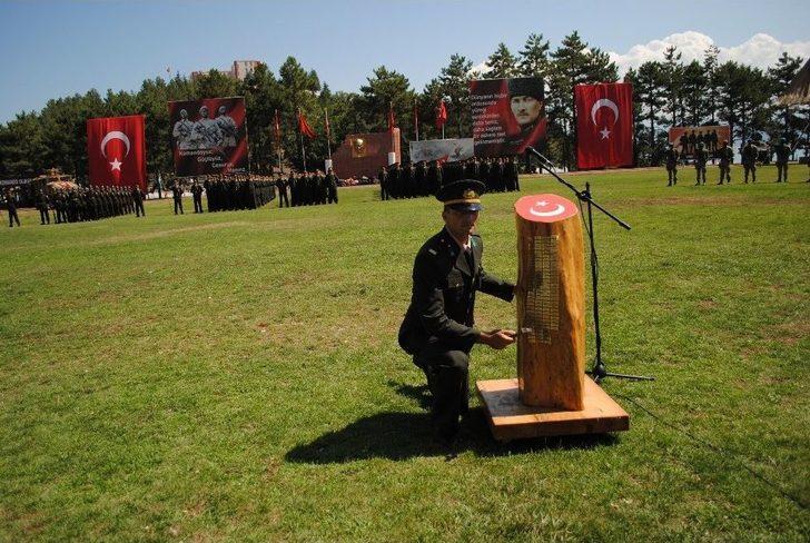 Komando Teğmenler Brövelerini Aldı G3