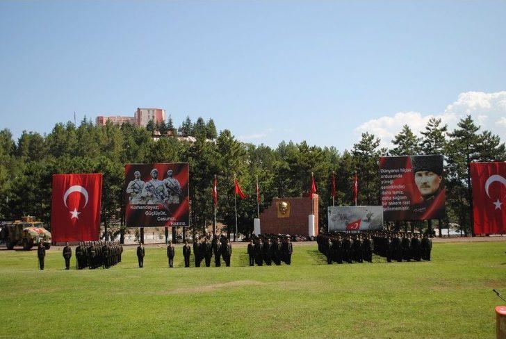 Komando Teğmenler Brövelerini Aldı G5